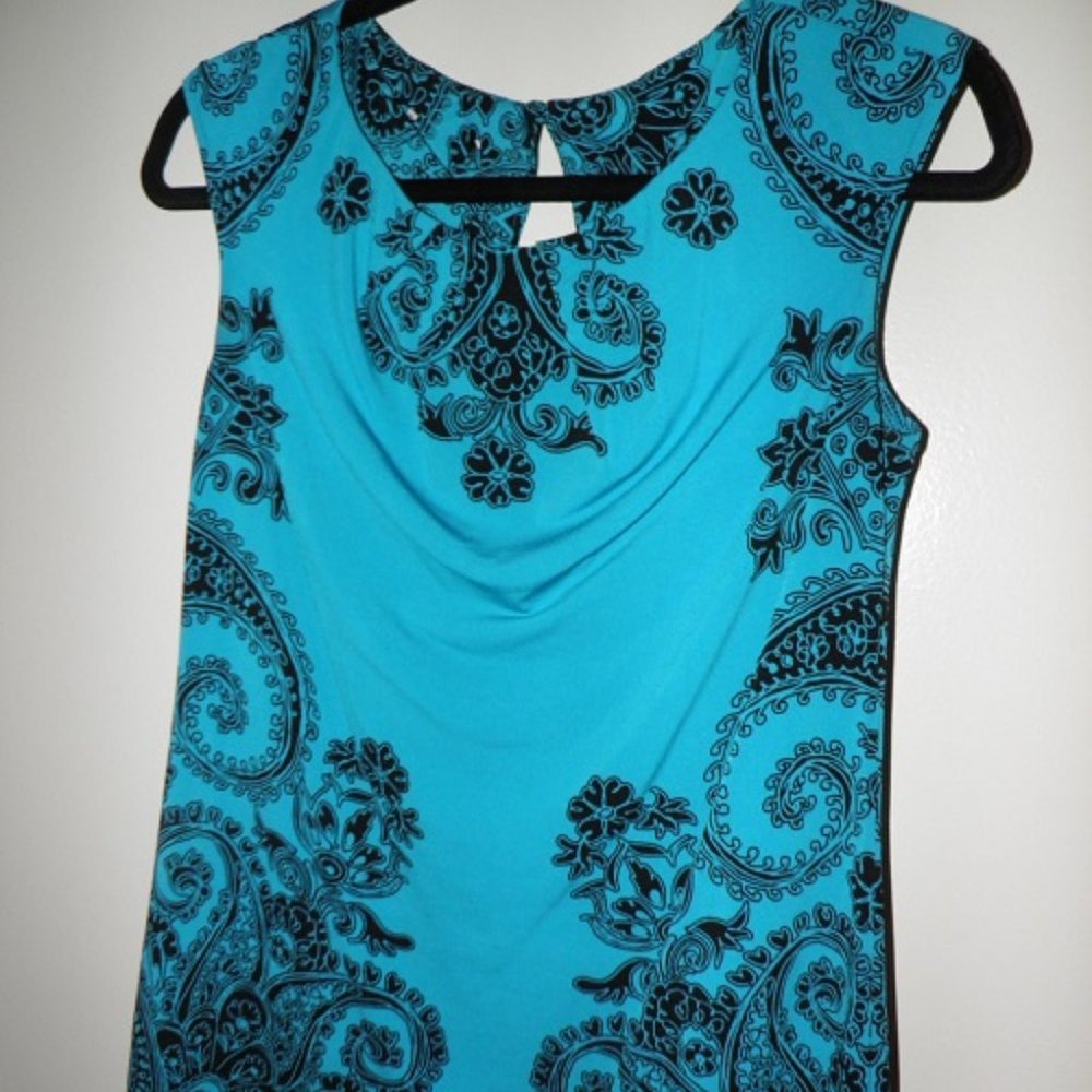 TURQUOISE & BLACK SLEEVELESS TOP
